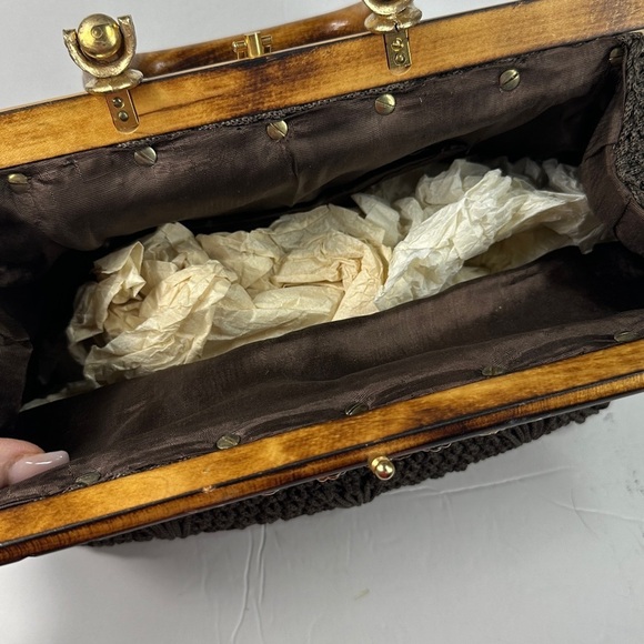 Vintage Retro Macrame Crochet Wood Square Handle Brown Handcrafted Bag - Picture 4 of 9